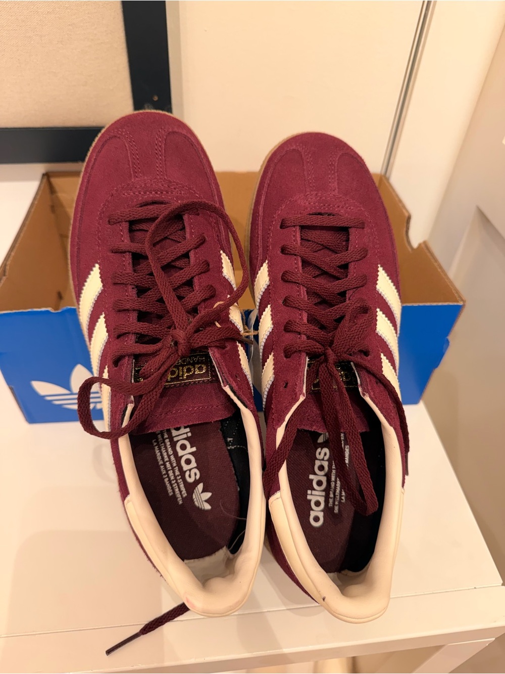New adidas Women’s Burgundy Spezial Sneakers with Cream Stripes size 9